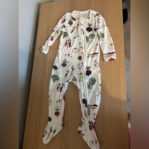 Angel Dear Vegetable Print sleeper 9-12 months